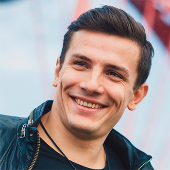 Biografie NЮ