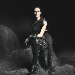 Cover Laura Pausini - RITORNO AD AMARE
