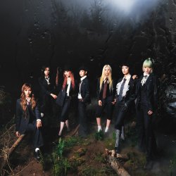 Cover XG - IN THE RAIN