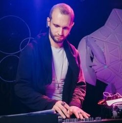 Cover Chronos - Free Falling (Freedom Mix)